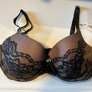 Victoria’s Secret Black lace bra size 34D